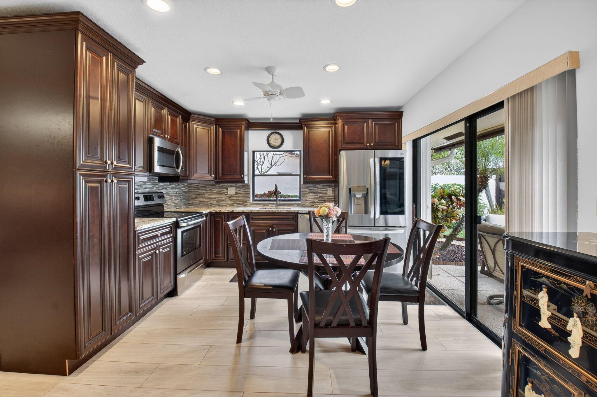 Homewood Lakes Sec B-2,wo - Residential