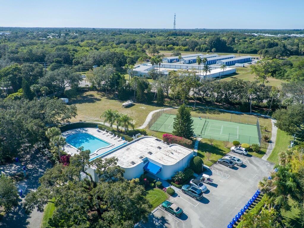 RIVER RUN C CONDO - Residential