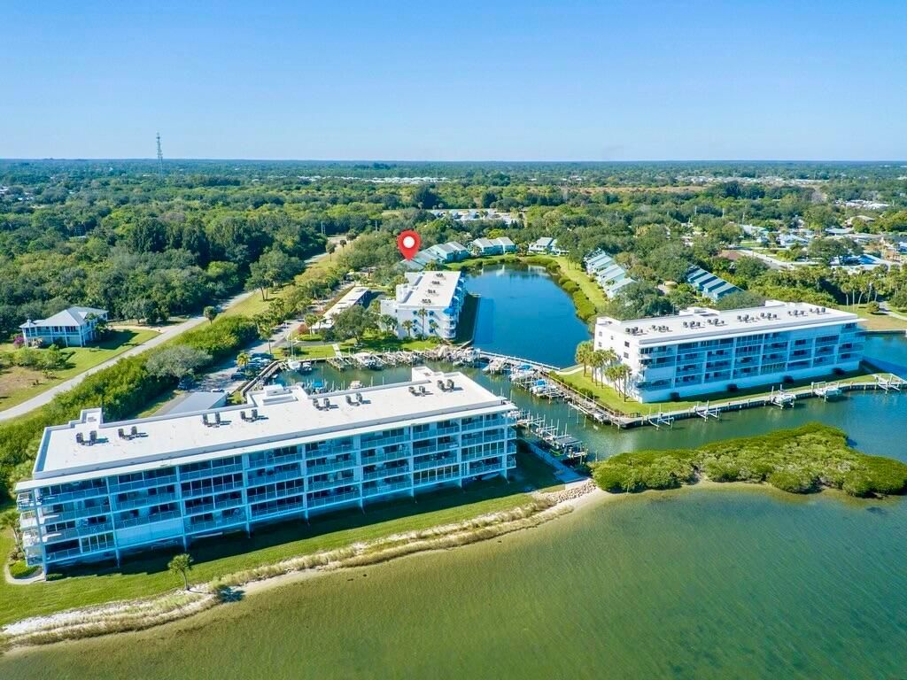 Photo of 6206 S River Run Drive, Sebastian, FL 32958 (MLS # R11157447)