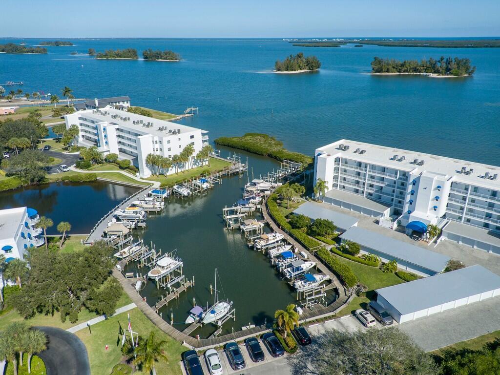 RIVER RUN C CONDO - Residential