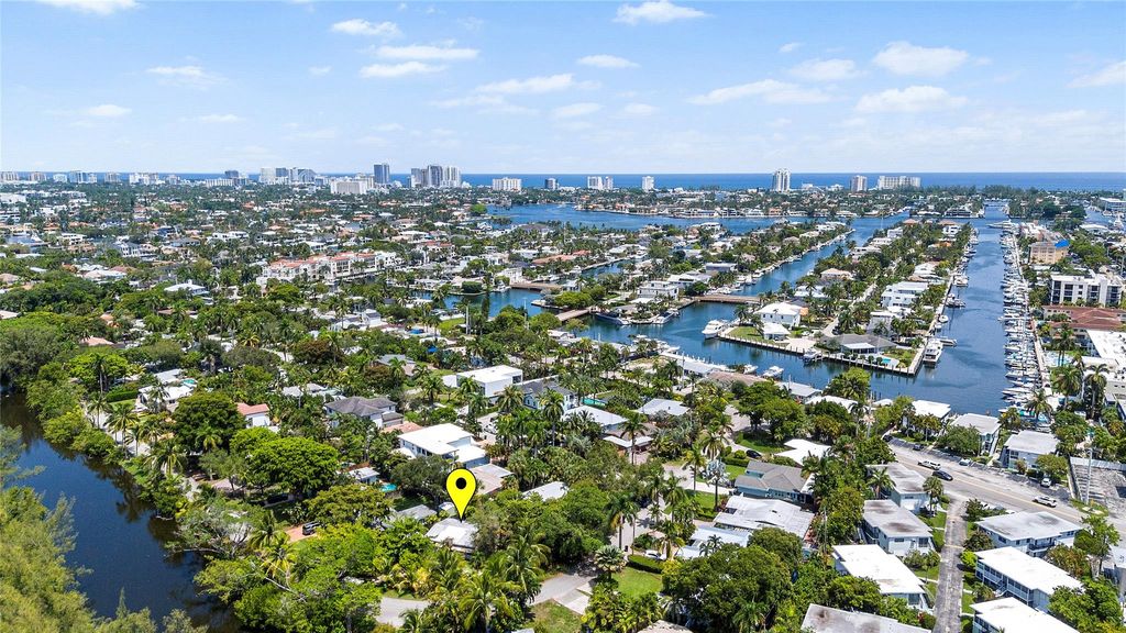 Photo of 1330 SE 12th Way, Fort Lauderdale, FL 33316 (MLS # F10521519)