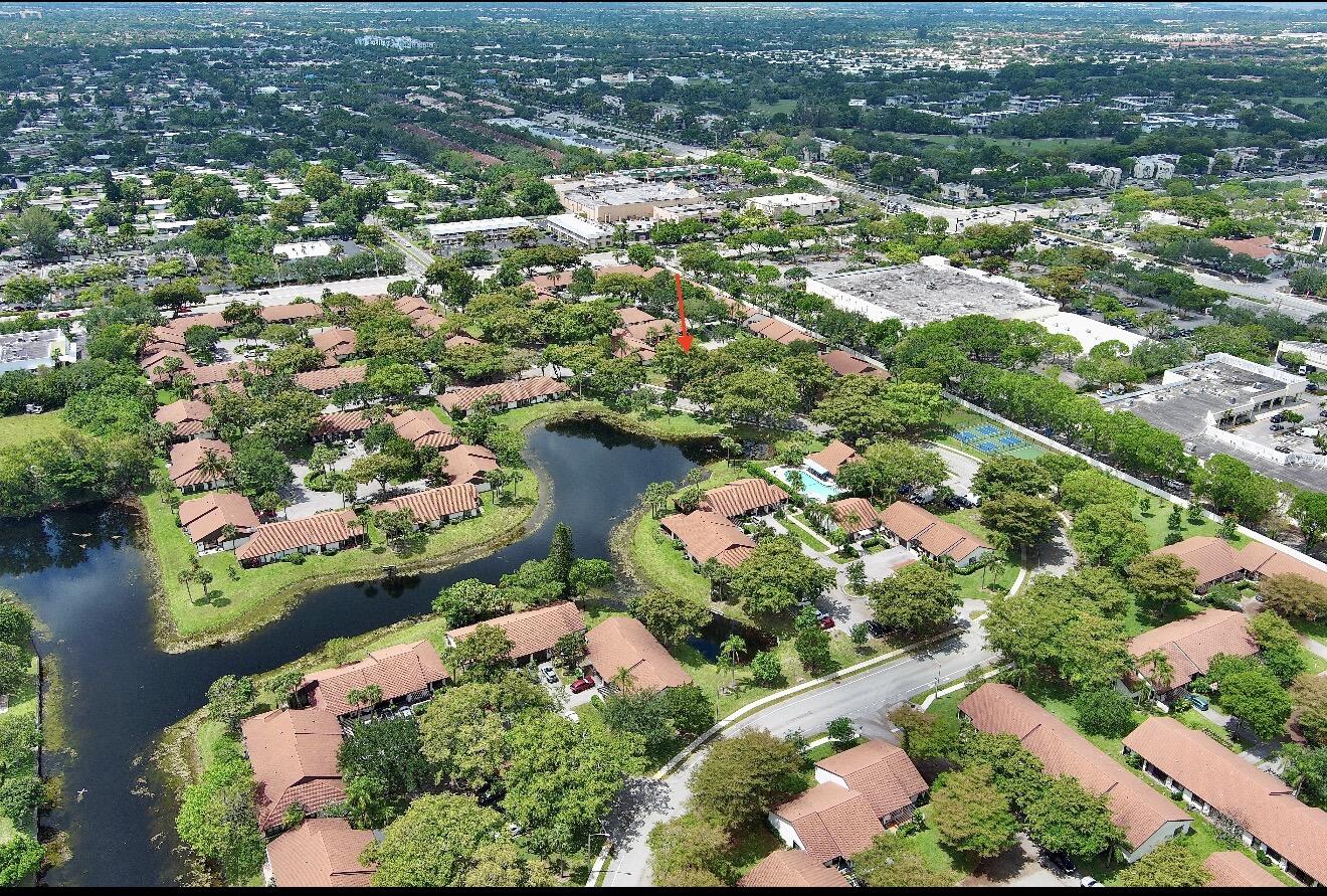 BROOKWOOD GARDENS - Residential
