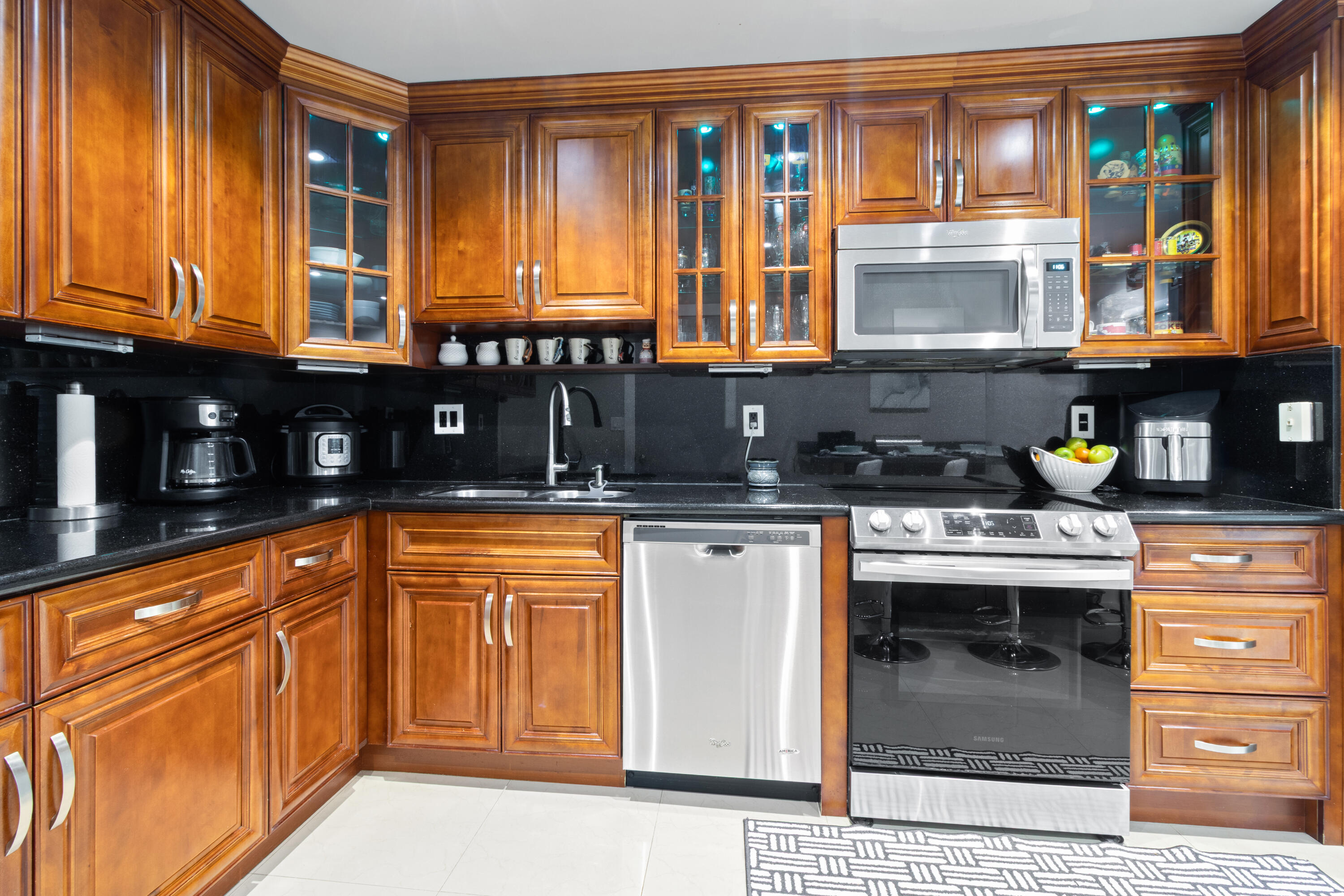 BROOKWOOD GARDENS - Residential
