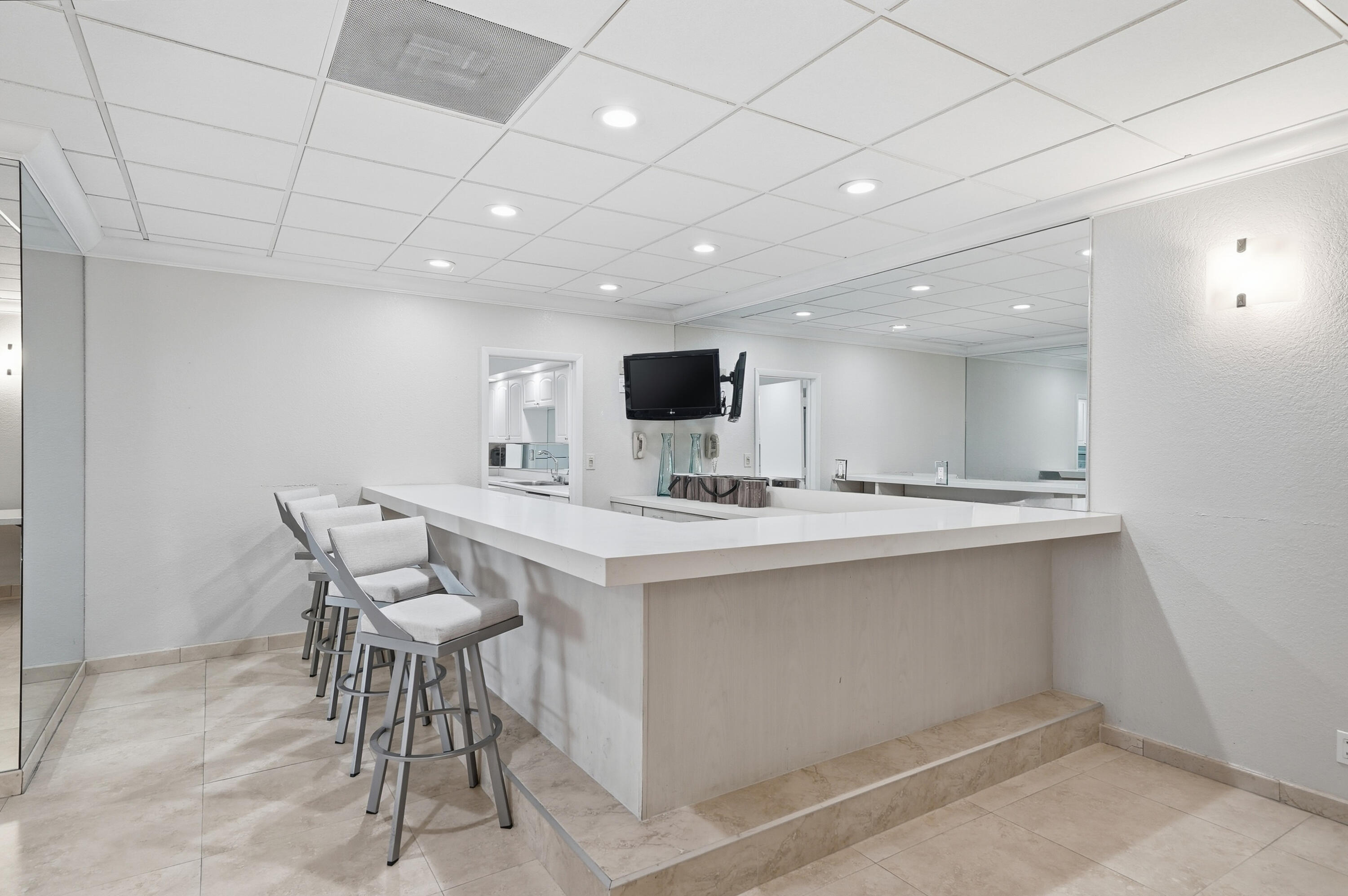 PLAYA DEL MAR CONDO - Residential