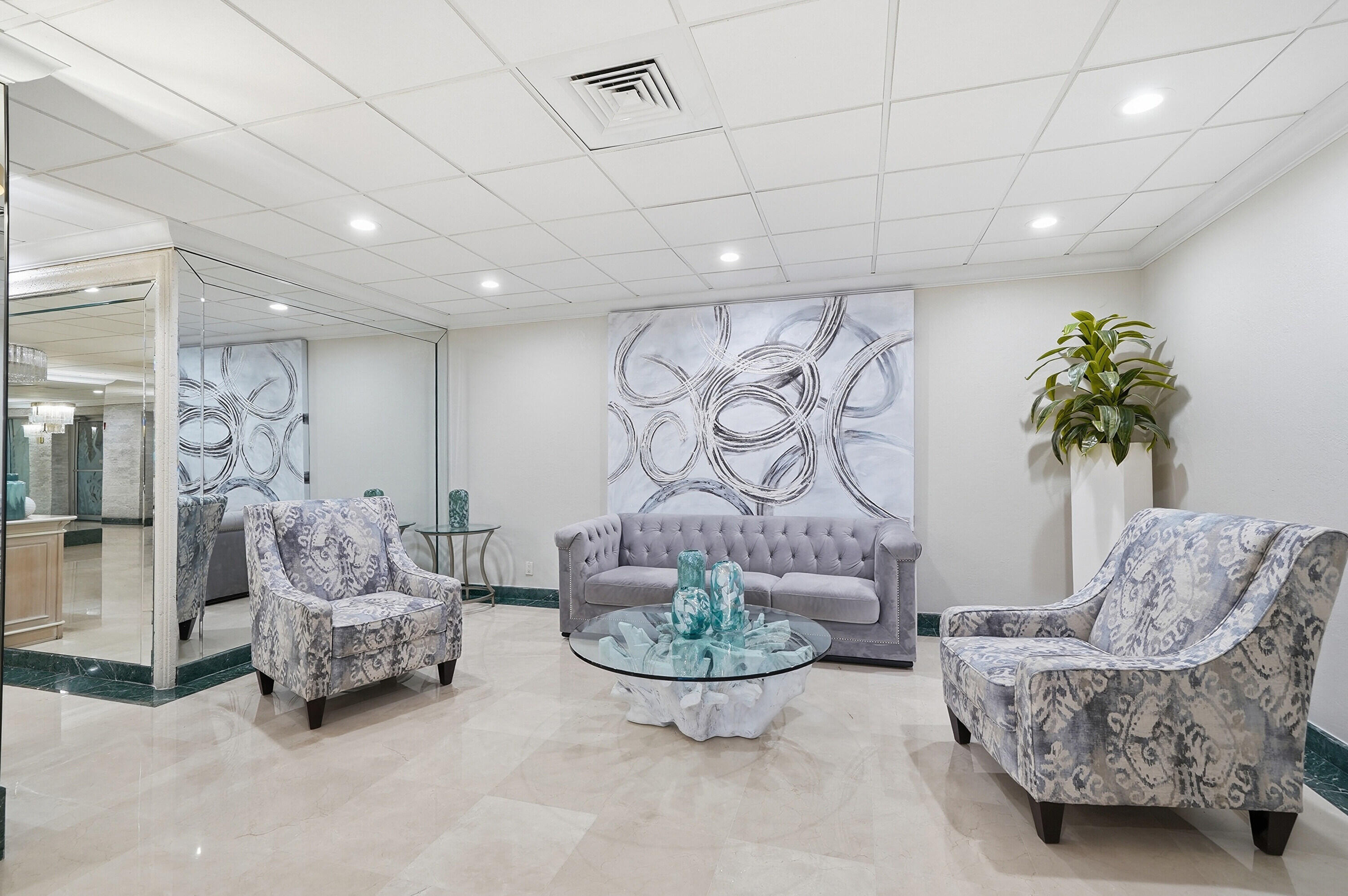 PLAYA DEL MAR CONDO - Residential