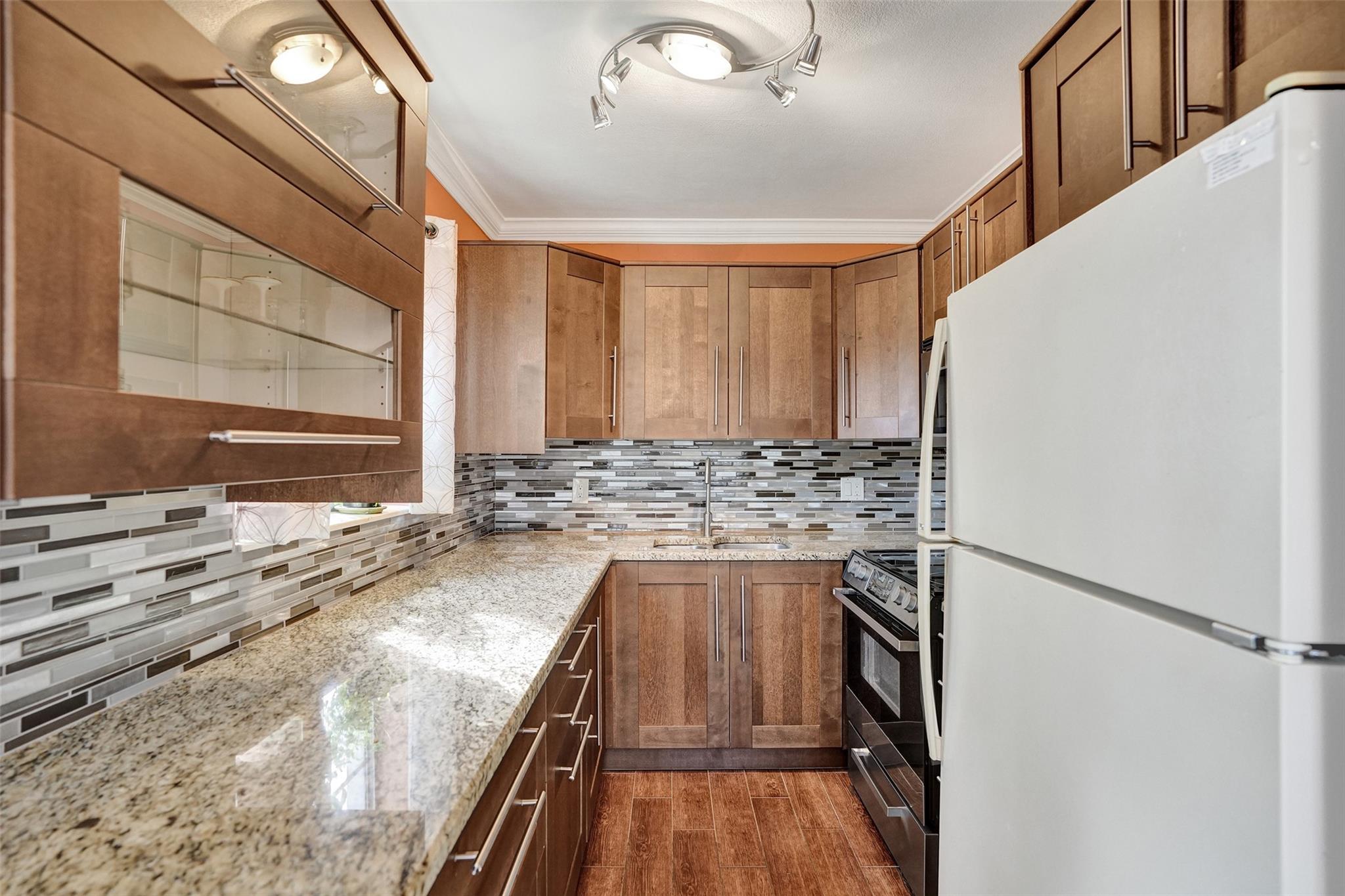 3322 Cynthia Ln 112