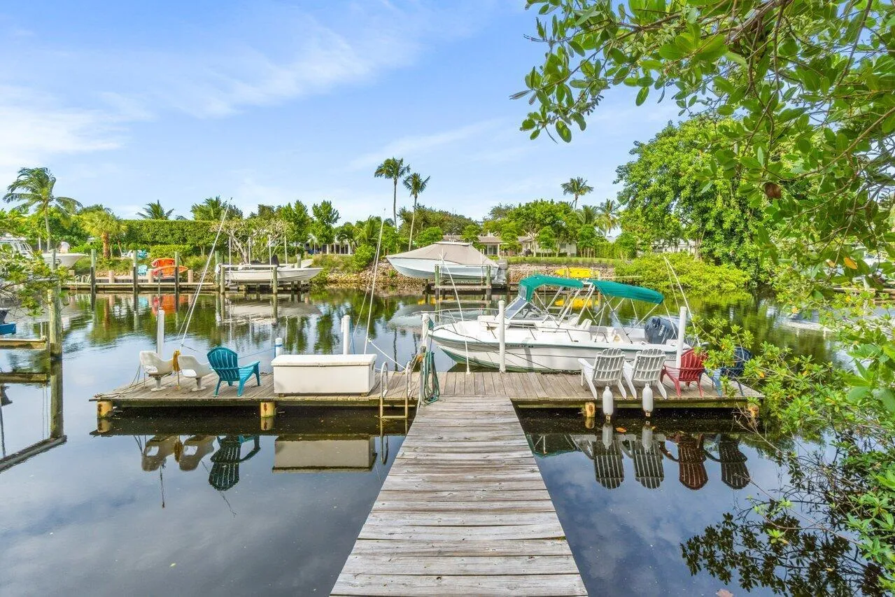751 Hummingbird Way Unit 1  