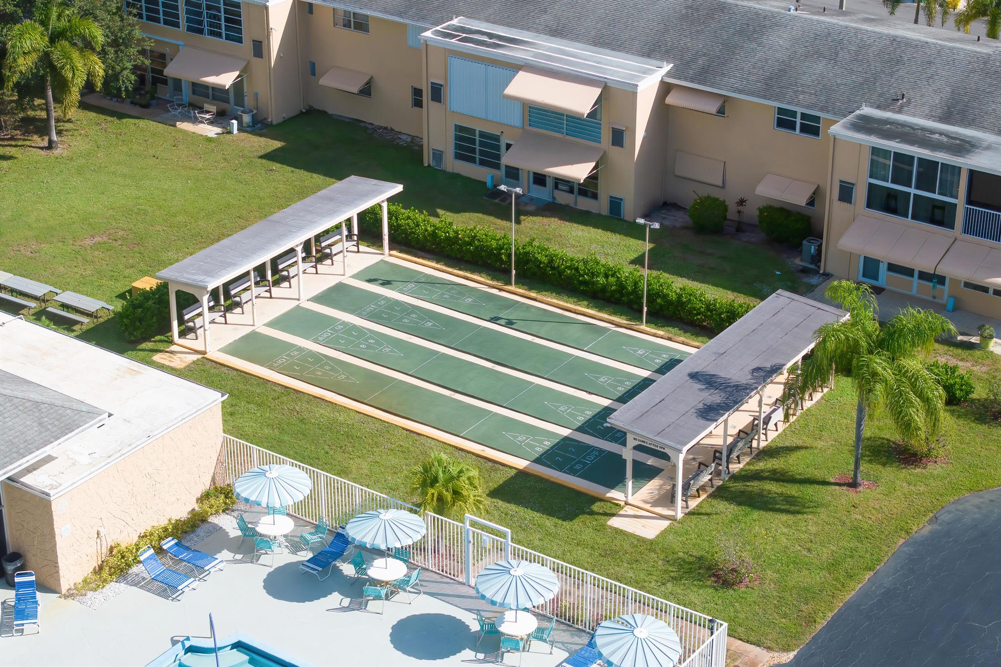 VILLAGE ROYALE CONDO 4 - Residential Lease