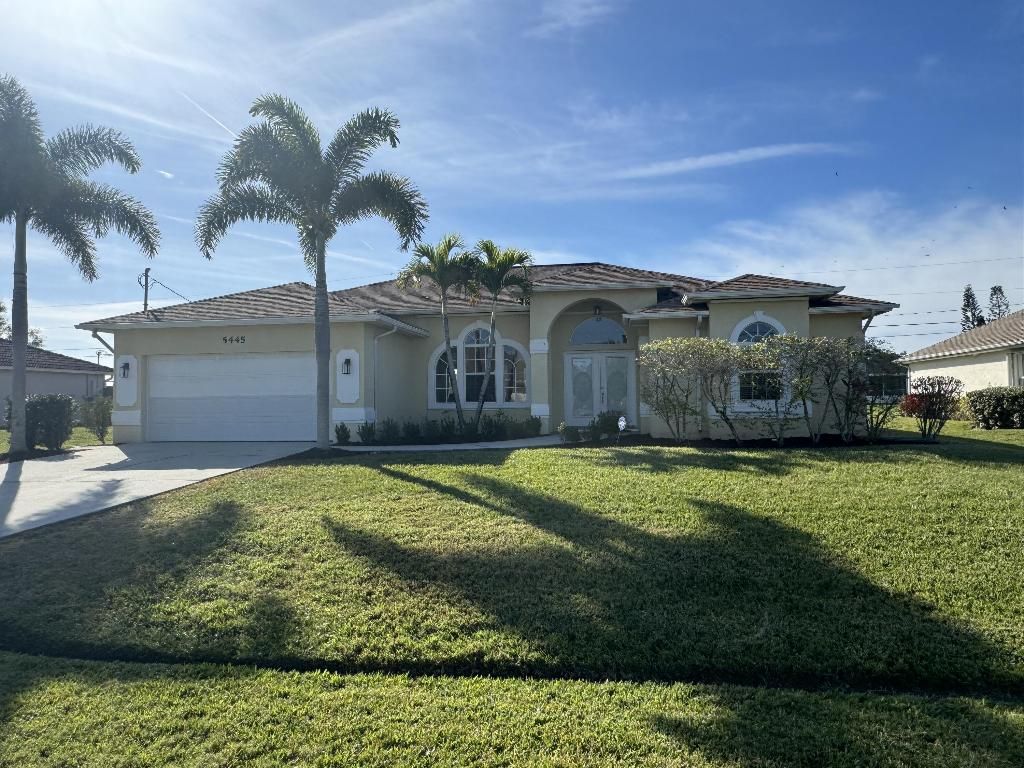 Photo of 5445 NW Edgewater Avenue, Port Saint Lucie, FL 34983 (MLS # R10948670)