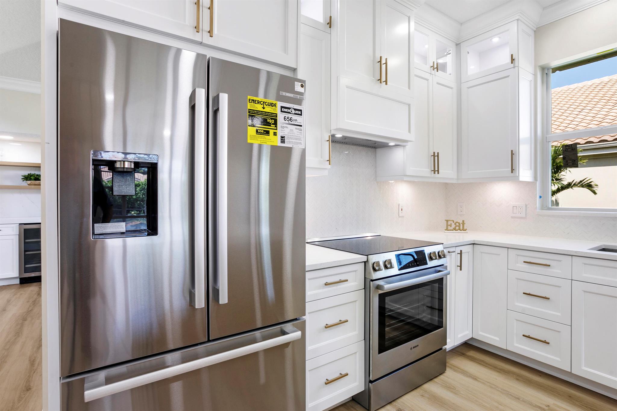 SOUTHERN CAY AT JONATHANS - Residential