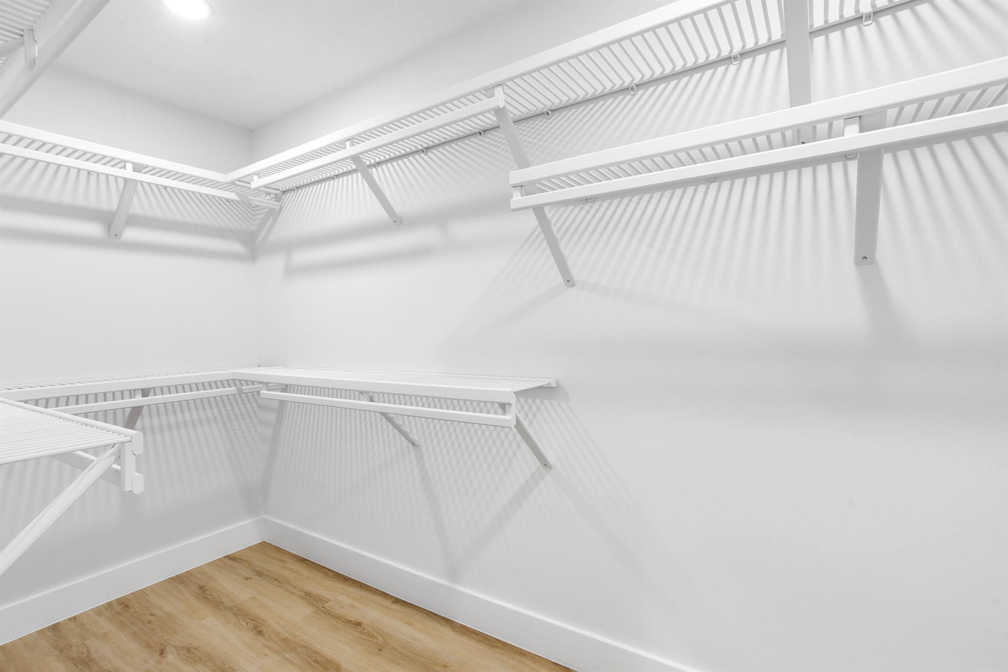 SOUTHERN CAY AT JONATHANS - Residential