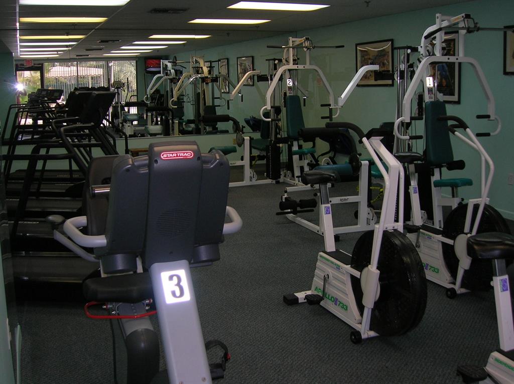 LUCERNE POINTE - Residential