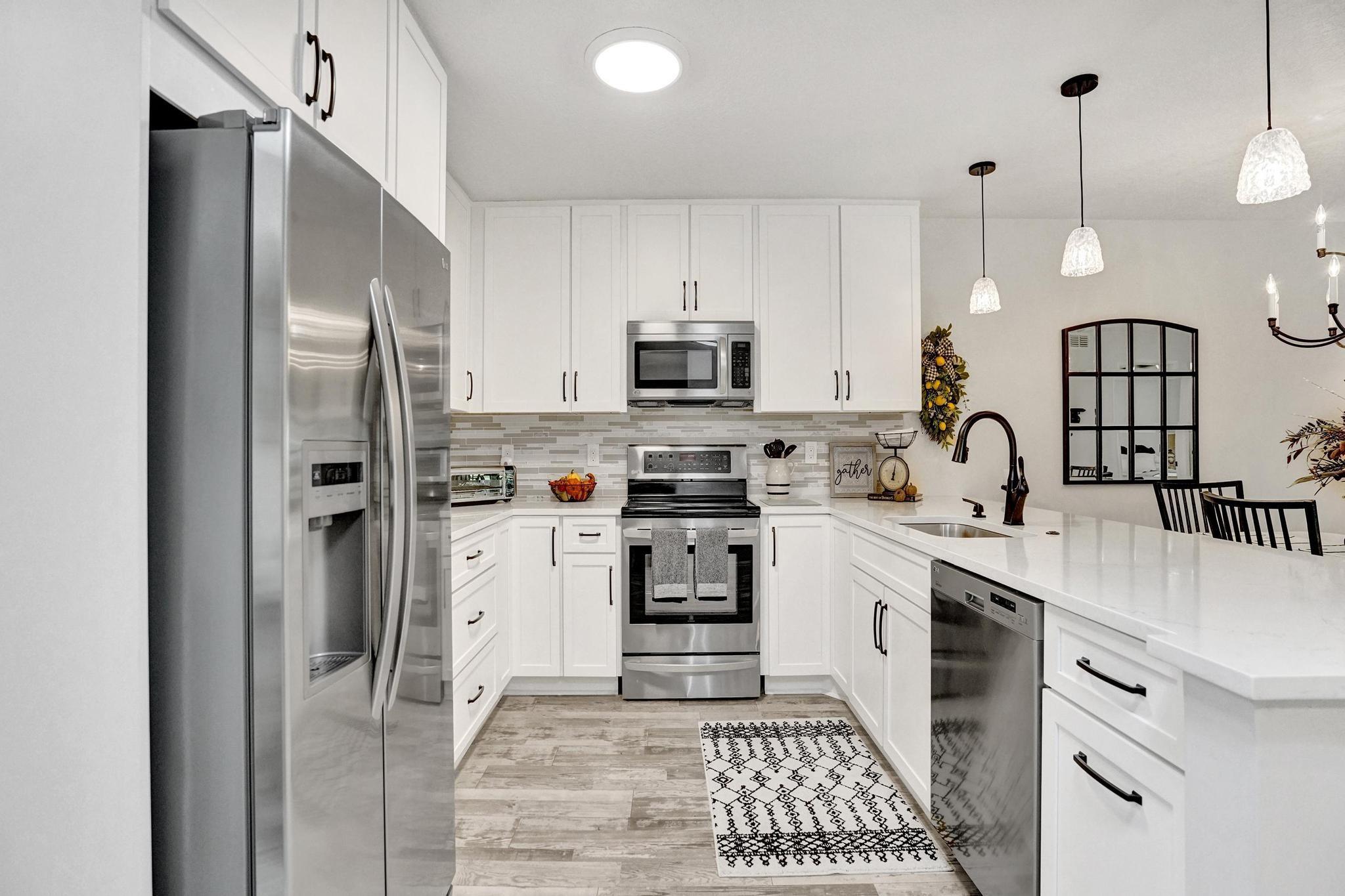9155 Flynn Circle 3
