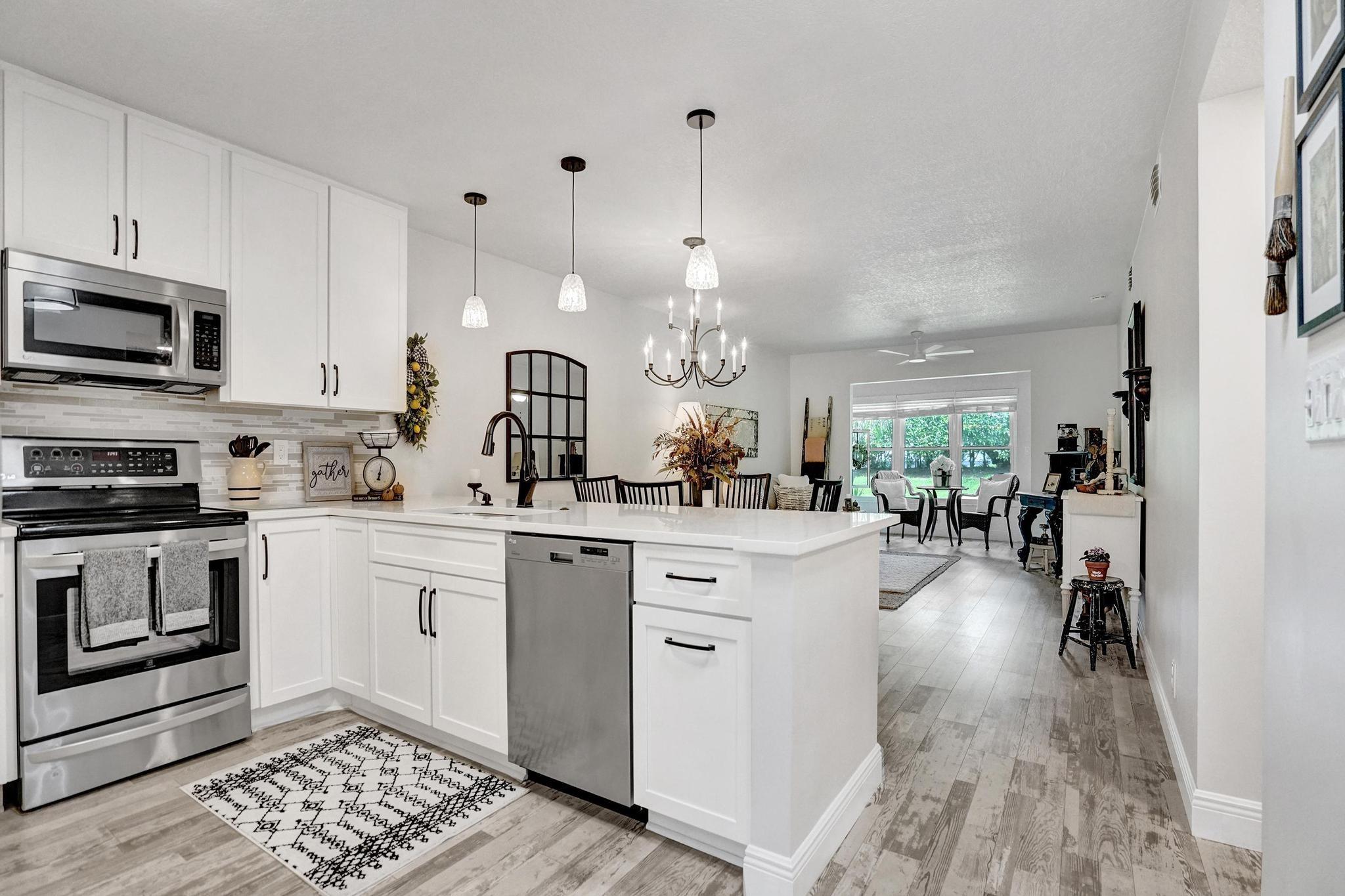 9155 Flynn Circle 3