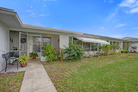 Photo of 1034 NW 88TH Avenue #B99, Plantation, FL 33322 (MLS # B26063295)