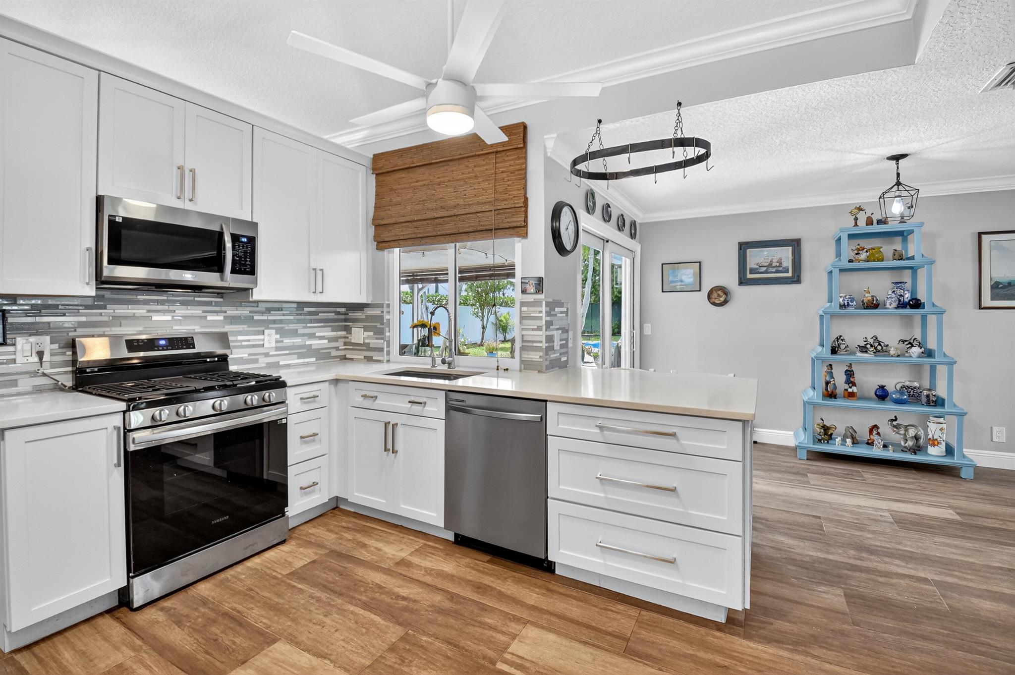 LAKES OF LANTANA PH 2-B - Residential