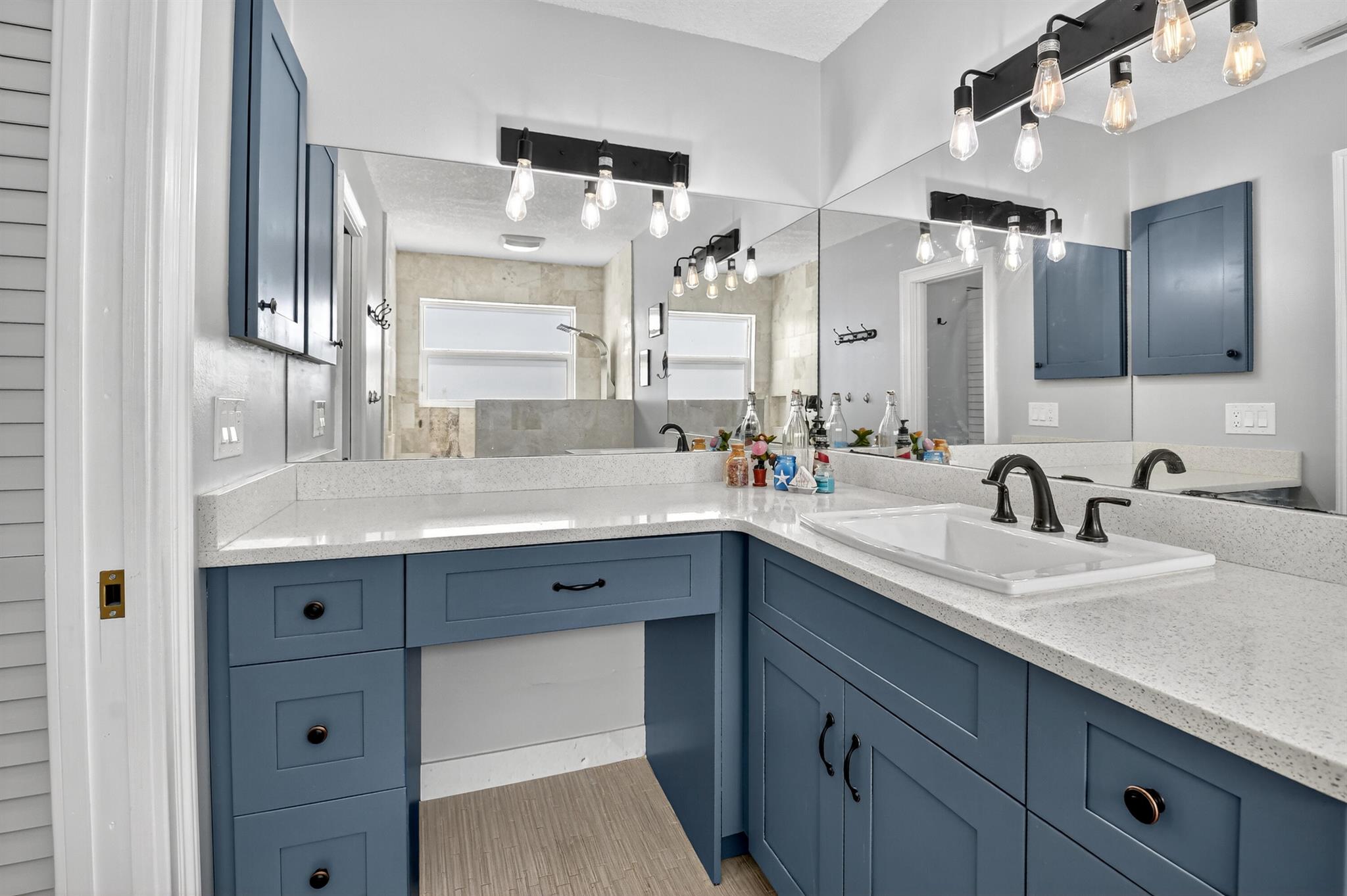 LAKES OF LANTANA PH 2-B - Residential