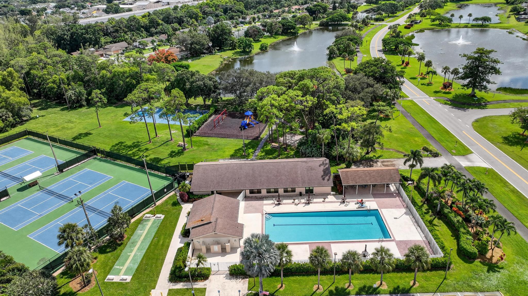 LAKES OF LANTANA PH 2-B - Residential