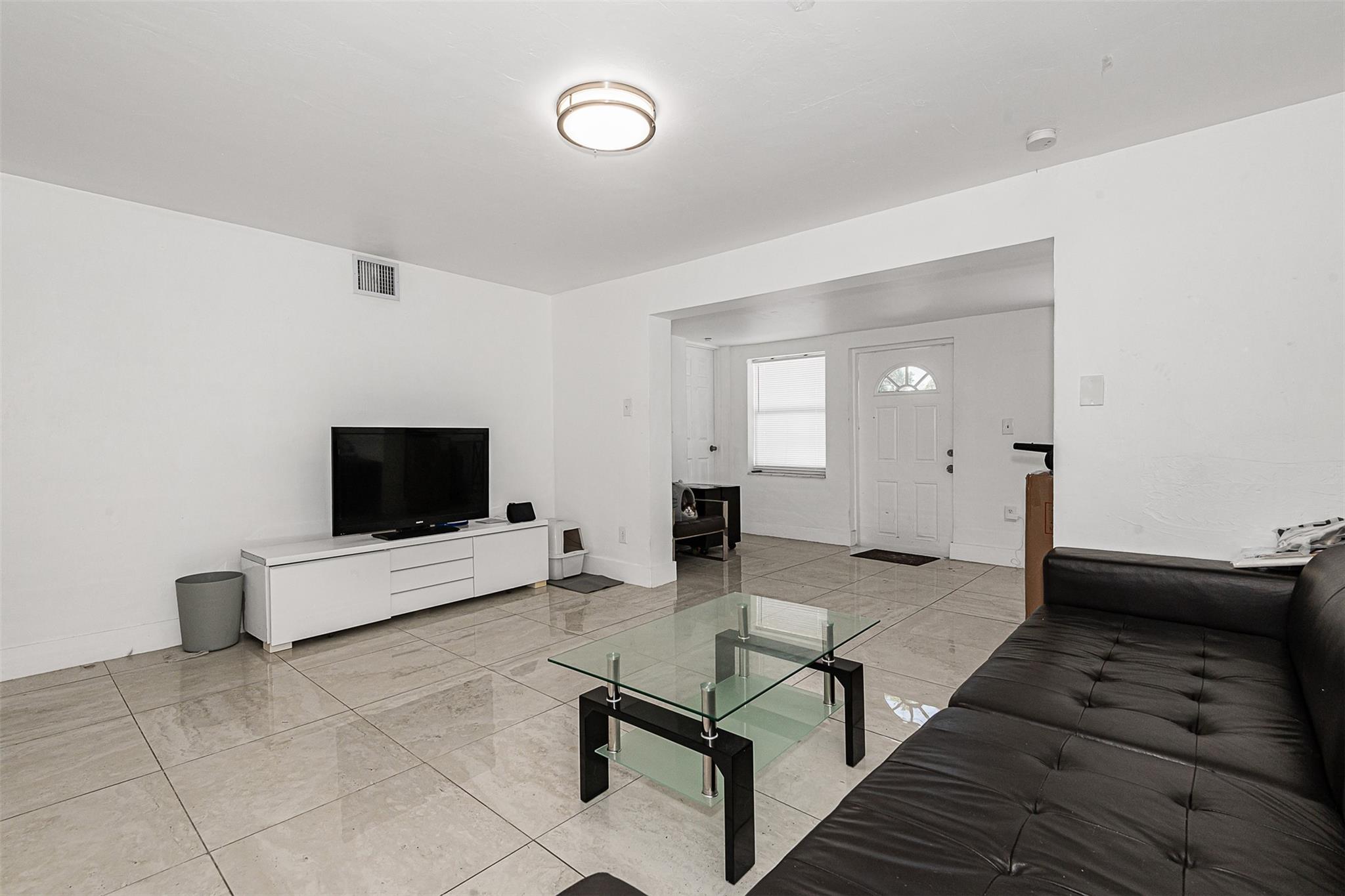 Hollywood Park 4-19 B - Residential Income