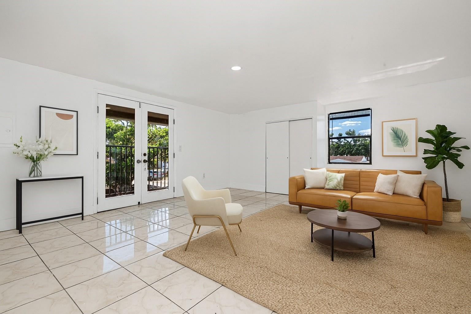 Hollywood Park 4-19 B - Residential Income