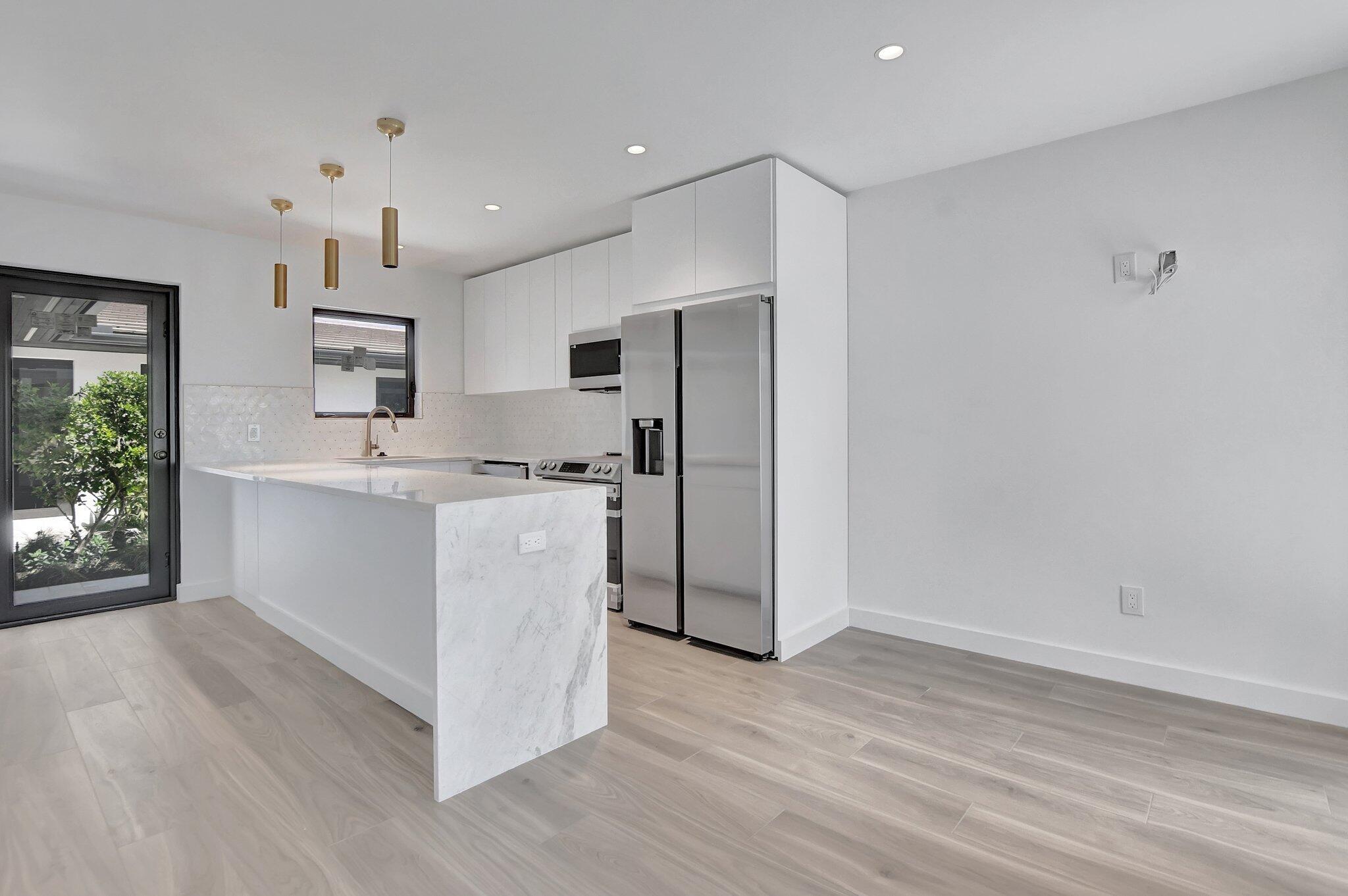 THE COVE - Residential Income