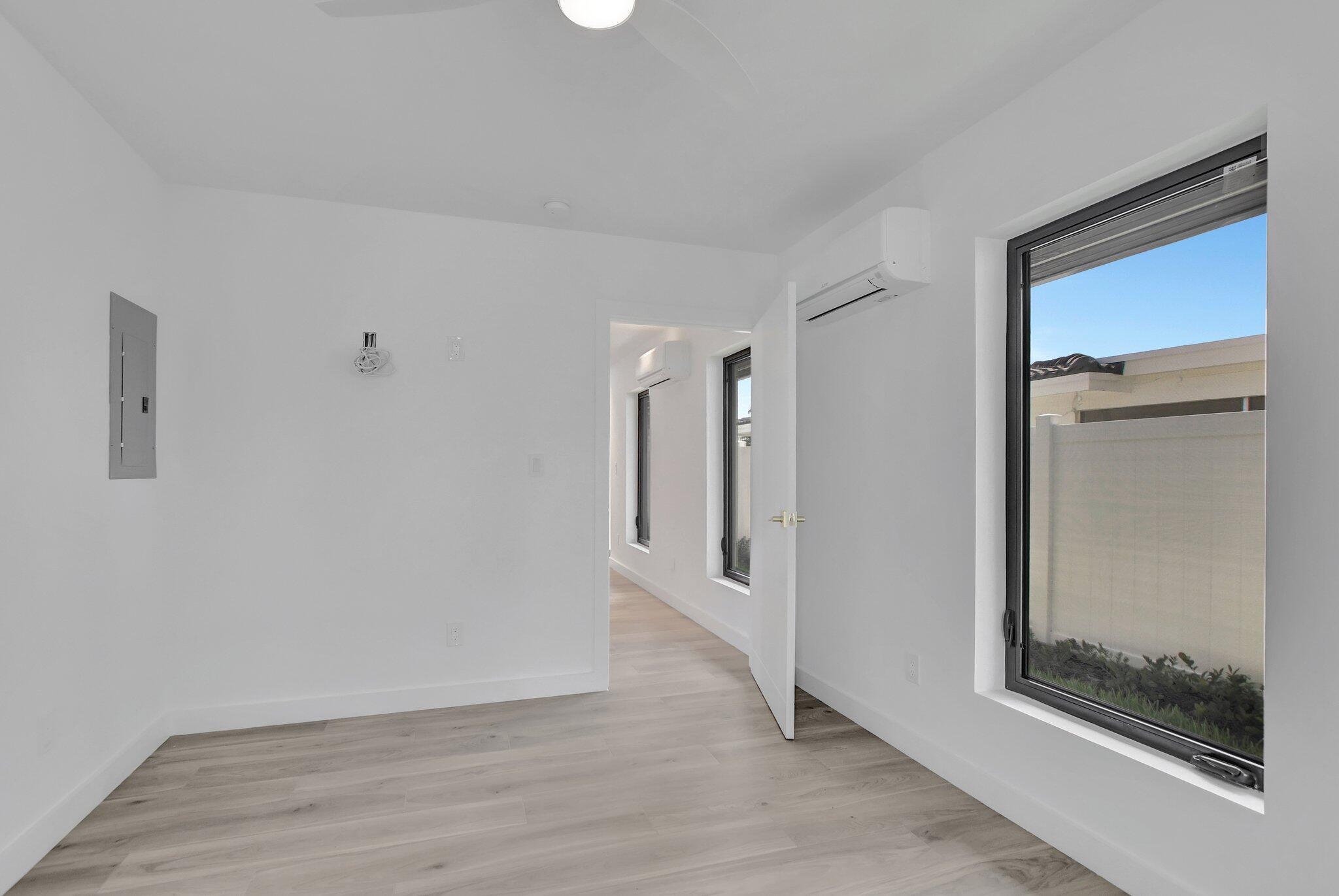 THE COVE - Residential Income