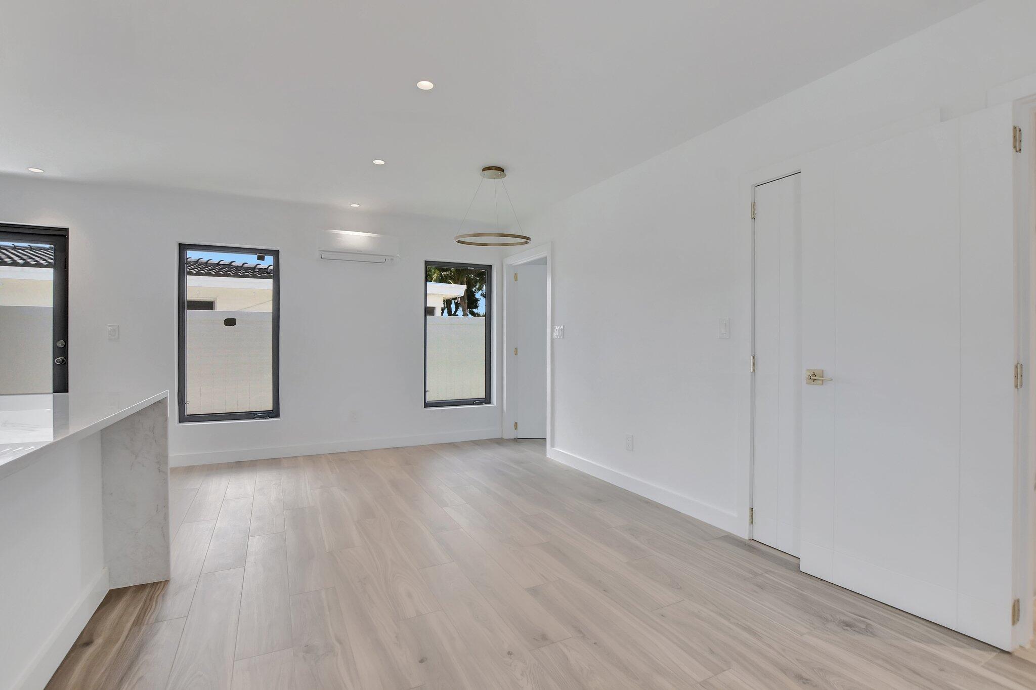 THE COVE - Residential Income