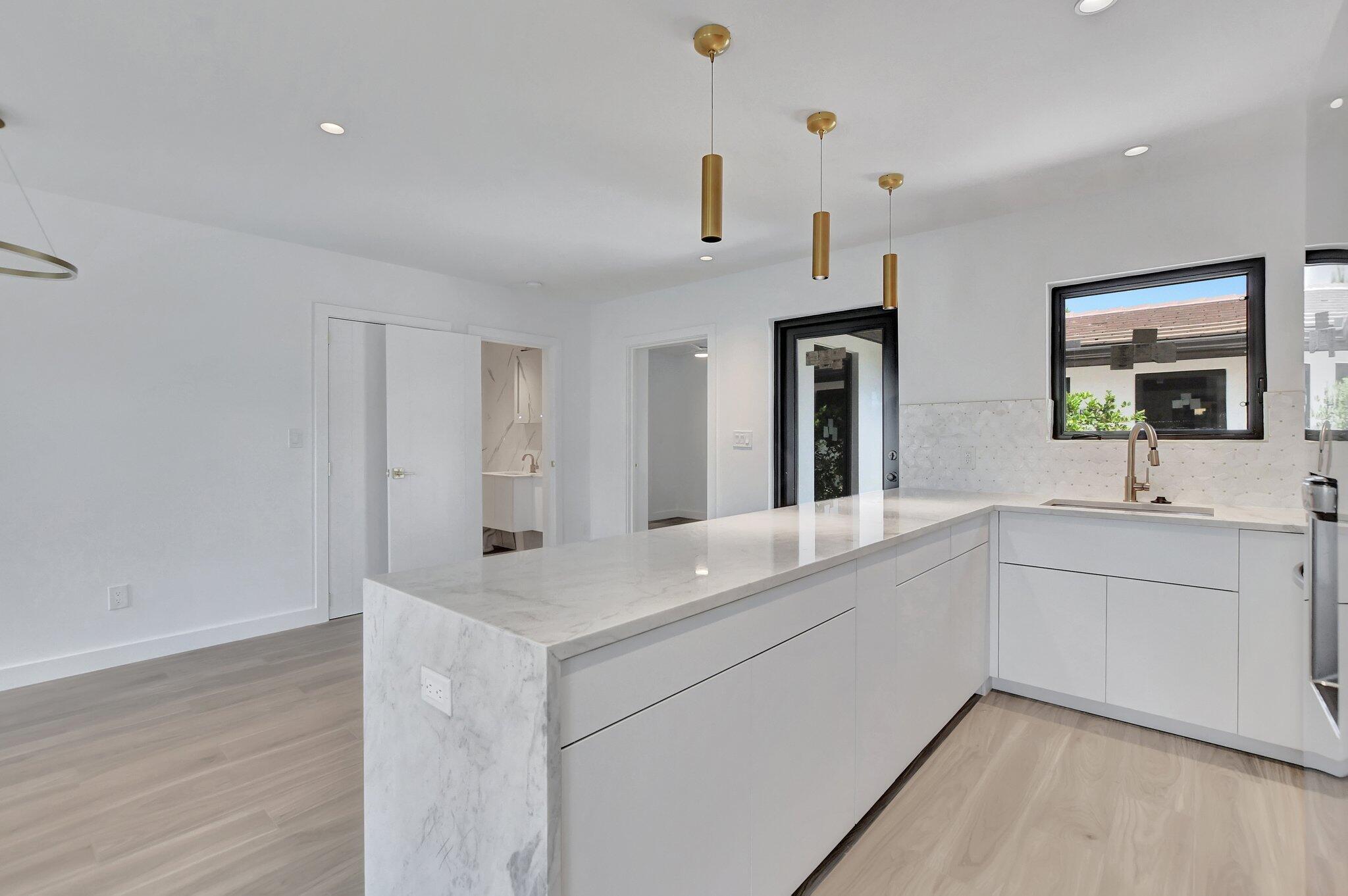 THE COVE - Residential Income