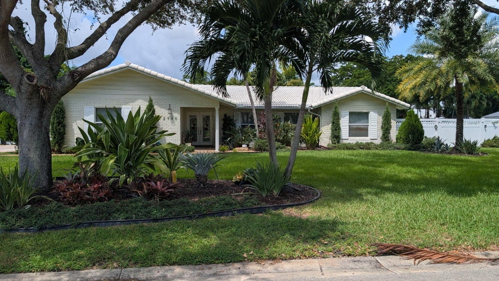 Photo of 2740 NW 106th Avenue, Coral Springs, FL 33065 (MLS # B26070807)