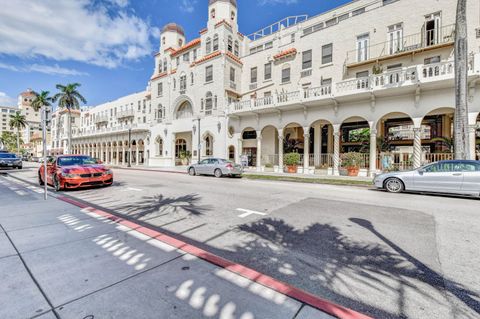 A home in Palm Beach