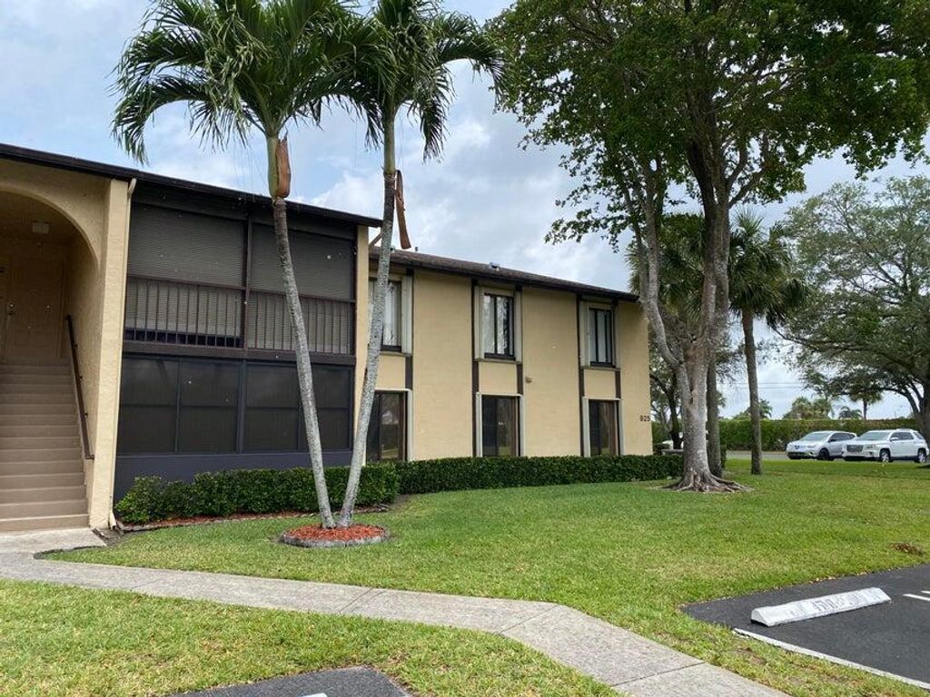 Photo of 825 Sky Pine Way #C1, Greenacres, FL 33415 (MLS # R11145723)