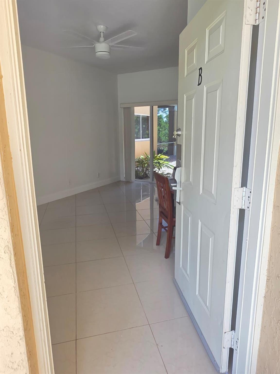 CASTLE PINES CONDOMINIUM - Residential Lease