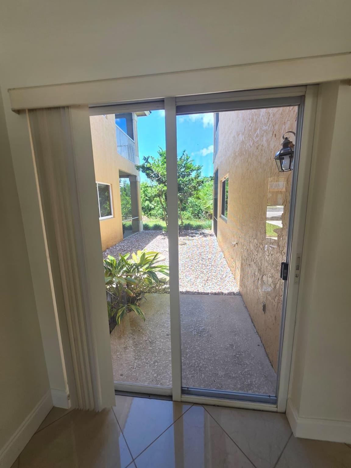 CASTLE PINES CONDOMINIUM - Residential Lease