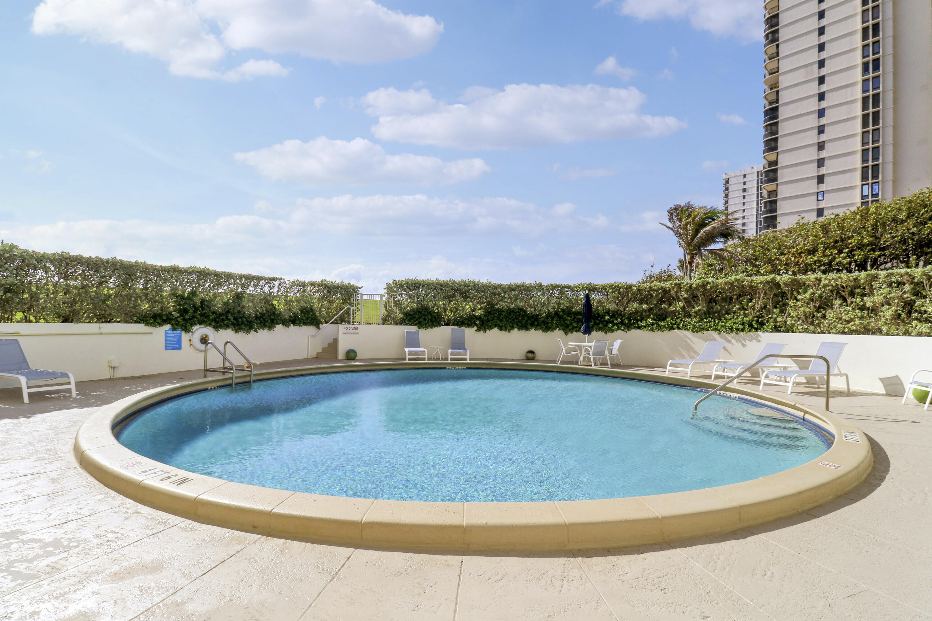 DUNES CONDO - Residential Lease