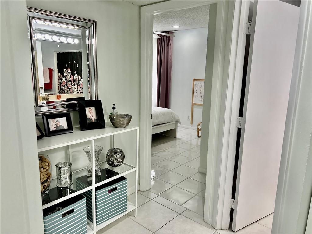 ALEXANDRA VILLAGE C COND - Residential