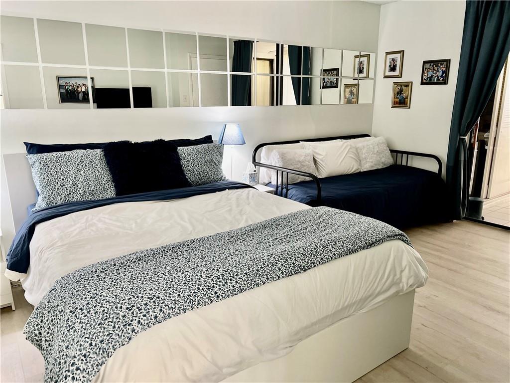 ALEXANDRA VILLAGE C COND - Residential