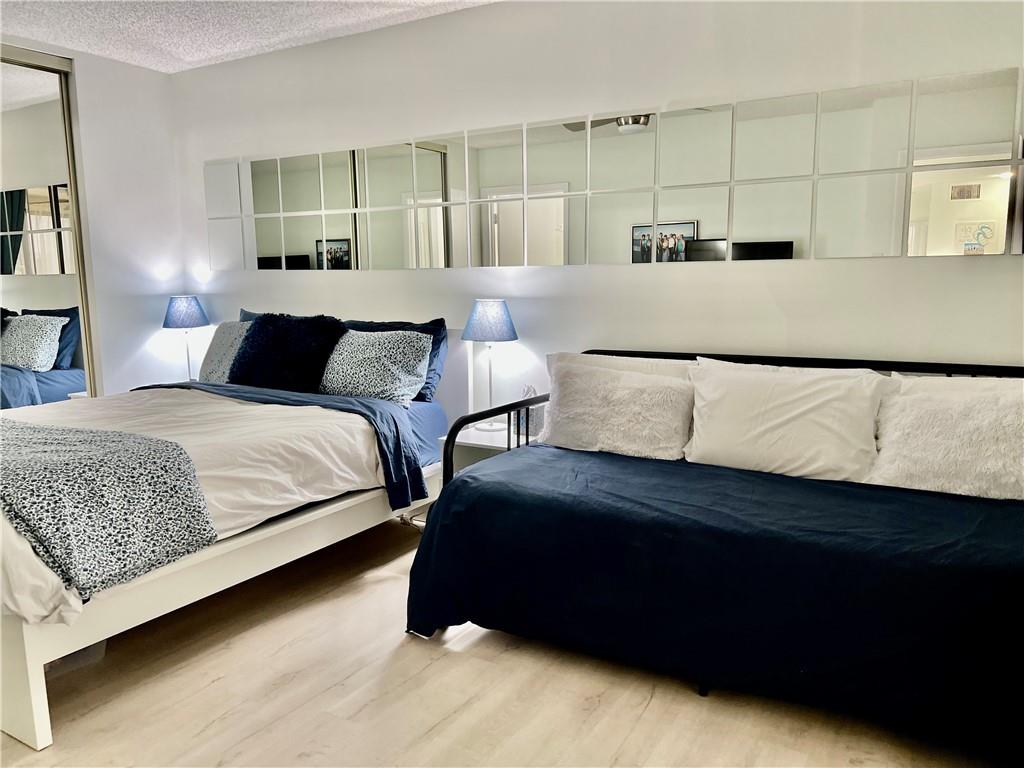 ALEXANDRA VILLAGE C COND - Residential