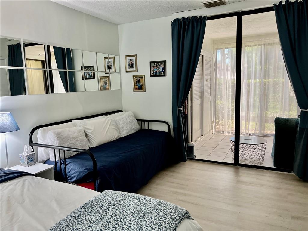 ALEXANDRA VILLAGE C COND - Residential