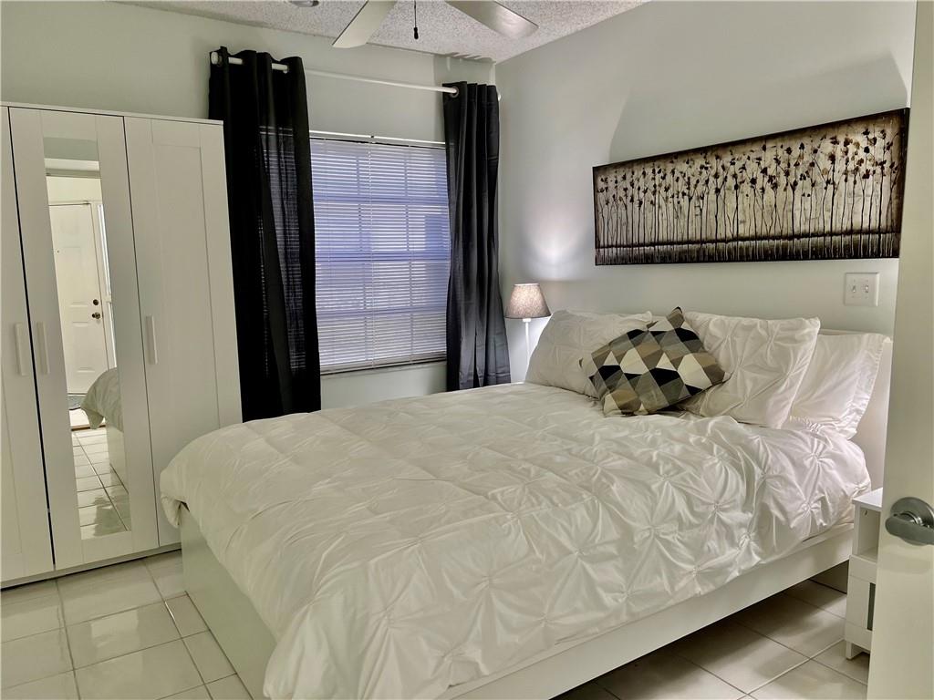 ALEXANDRA VILLAGE C COND - Residential