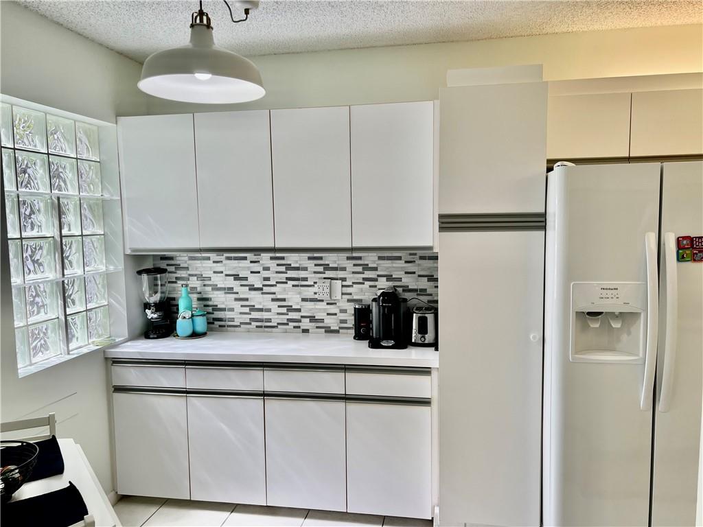 ALEXANDRA VILLAGE C COND - Residential