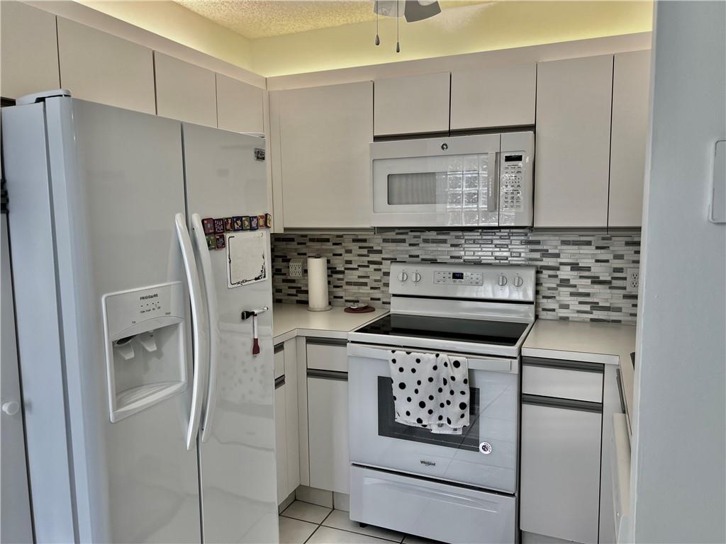 ALEXANDRA VILLAGE C COND - Residential