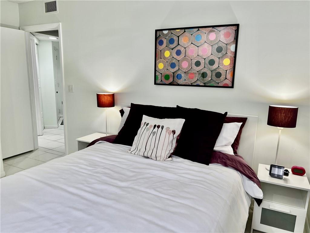 ALEXANDRA VILLAGE C COND - Residential