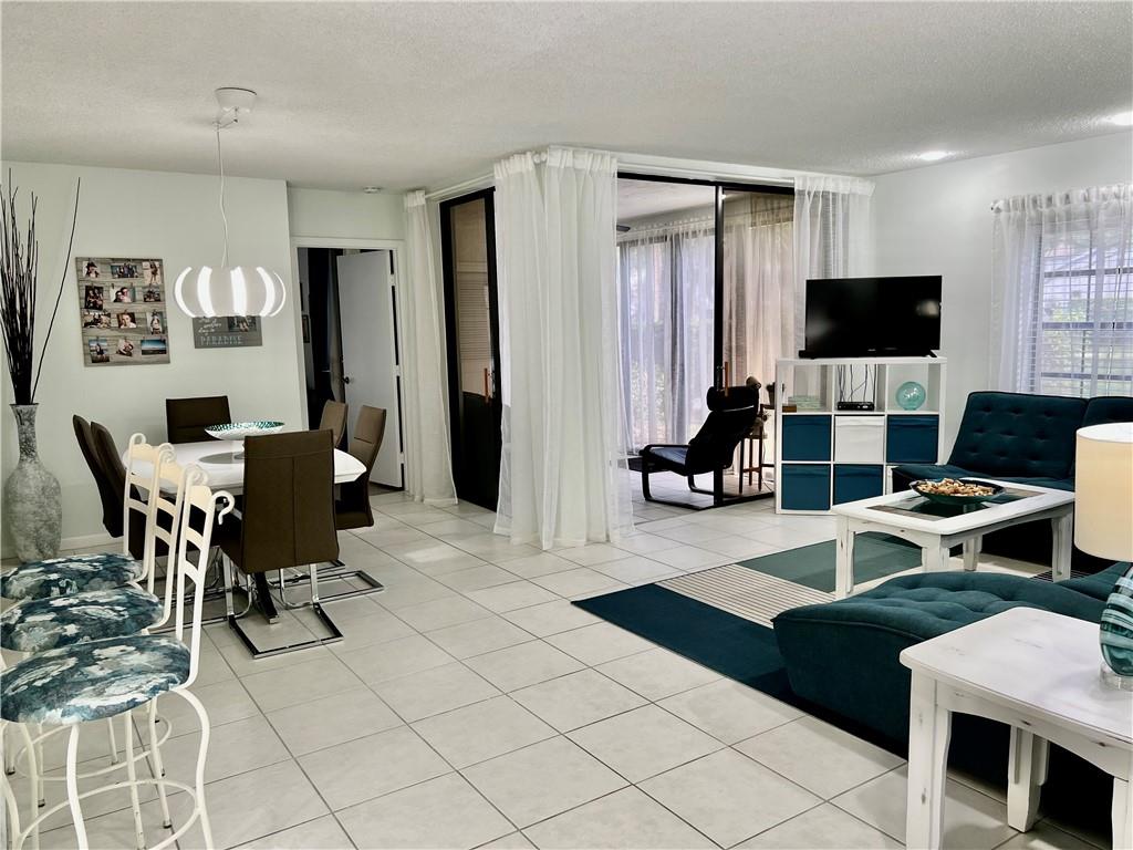 ALEXANDRA VILLAGE C COND - Residential