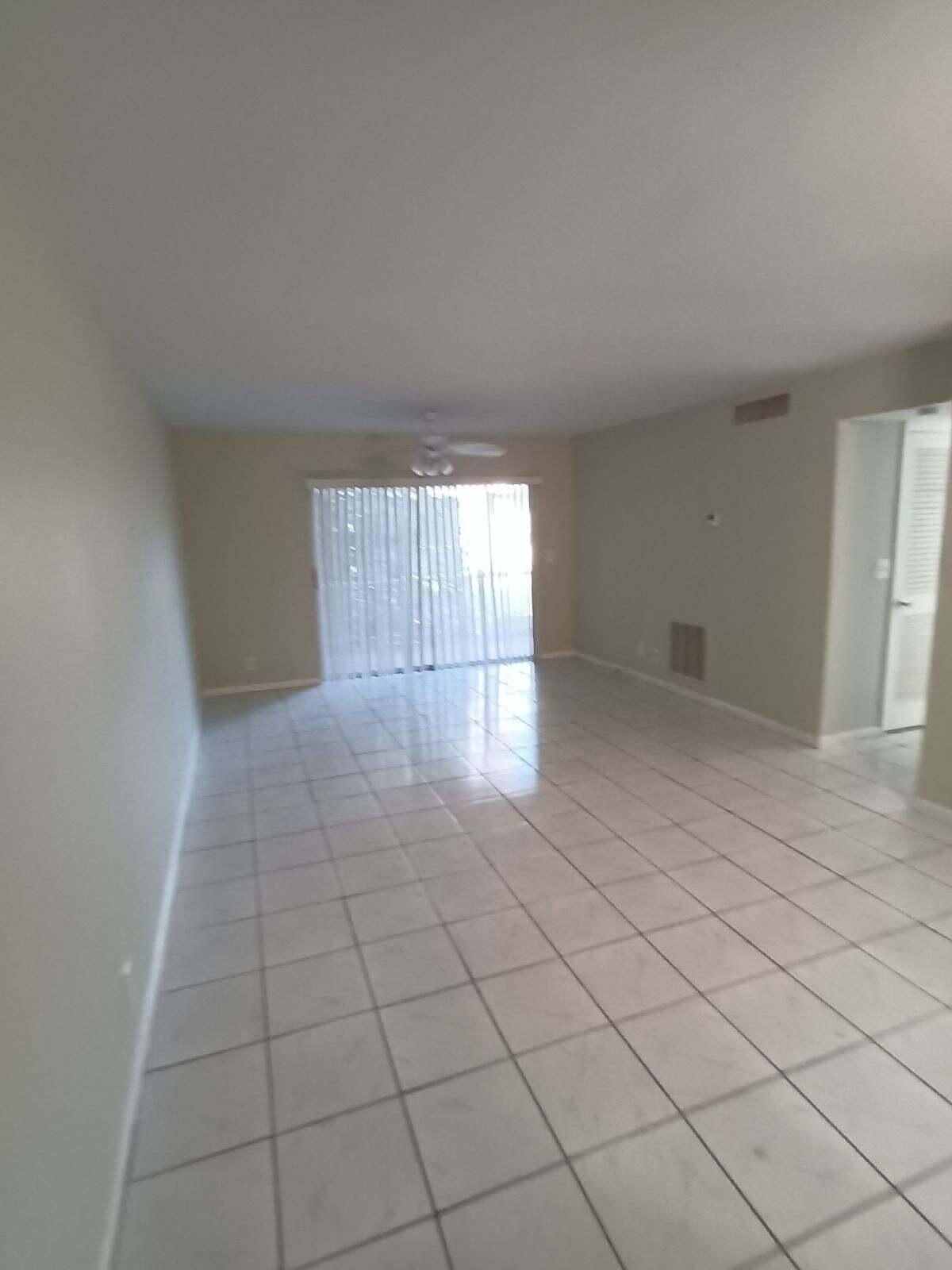 View photos, virtual tours, details... 616 NW 13th Street 0130