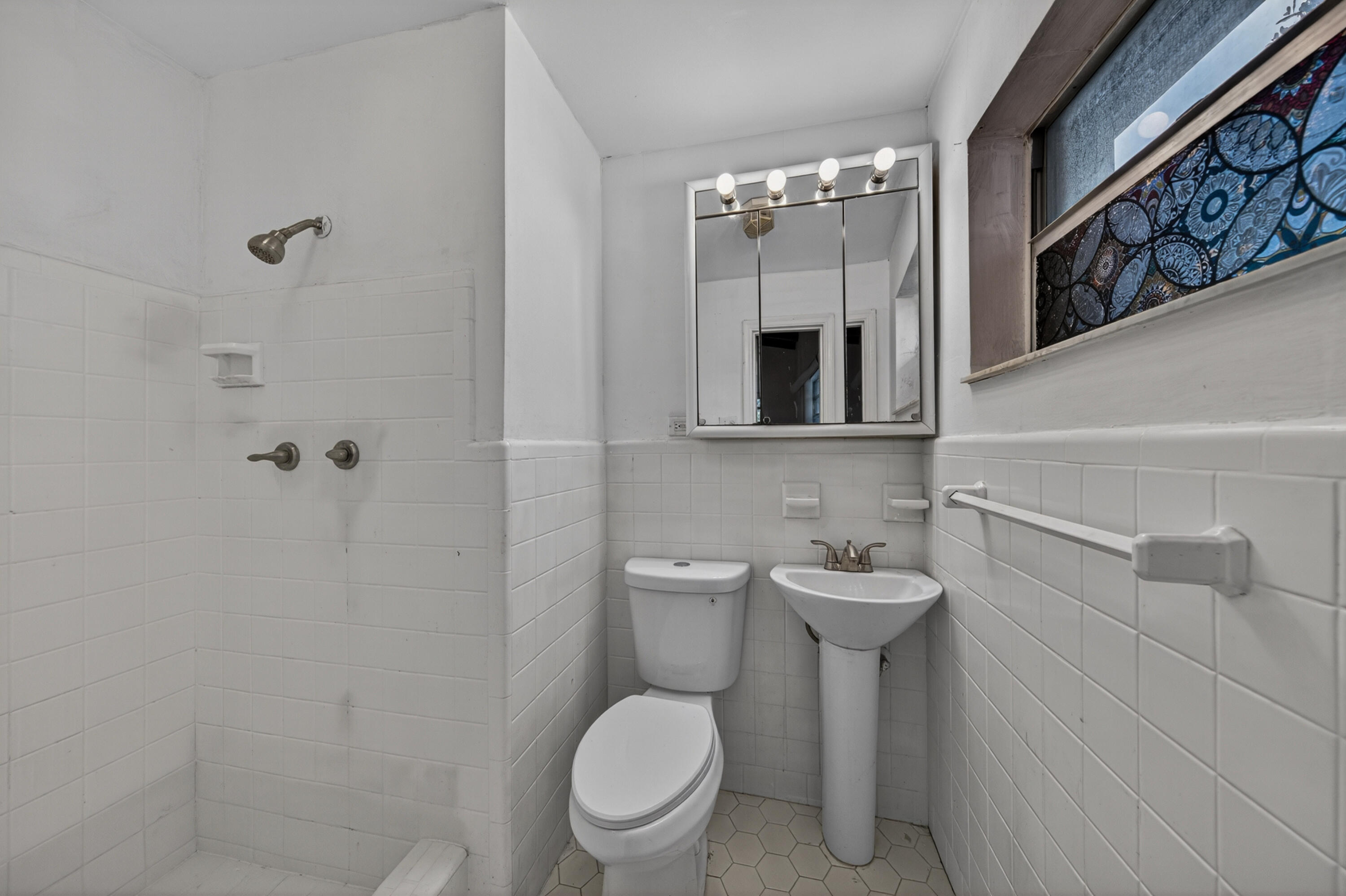 RIVERSIDE ESTATES ADD REV - Residential