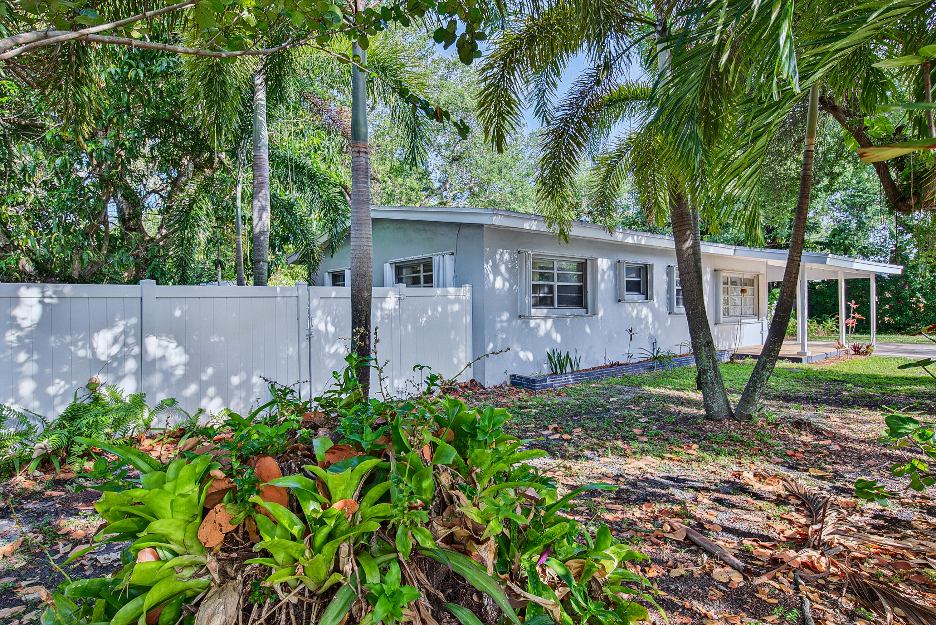 RIVERSIDE ESTATES ADD REV - Residential