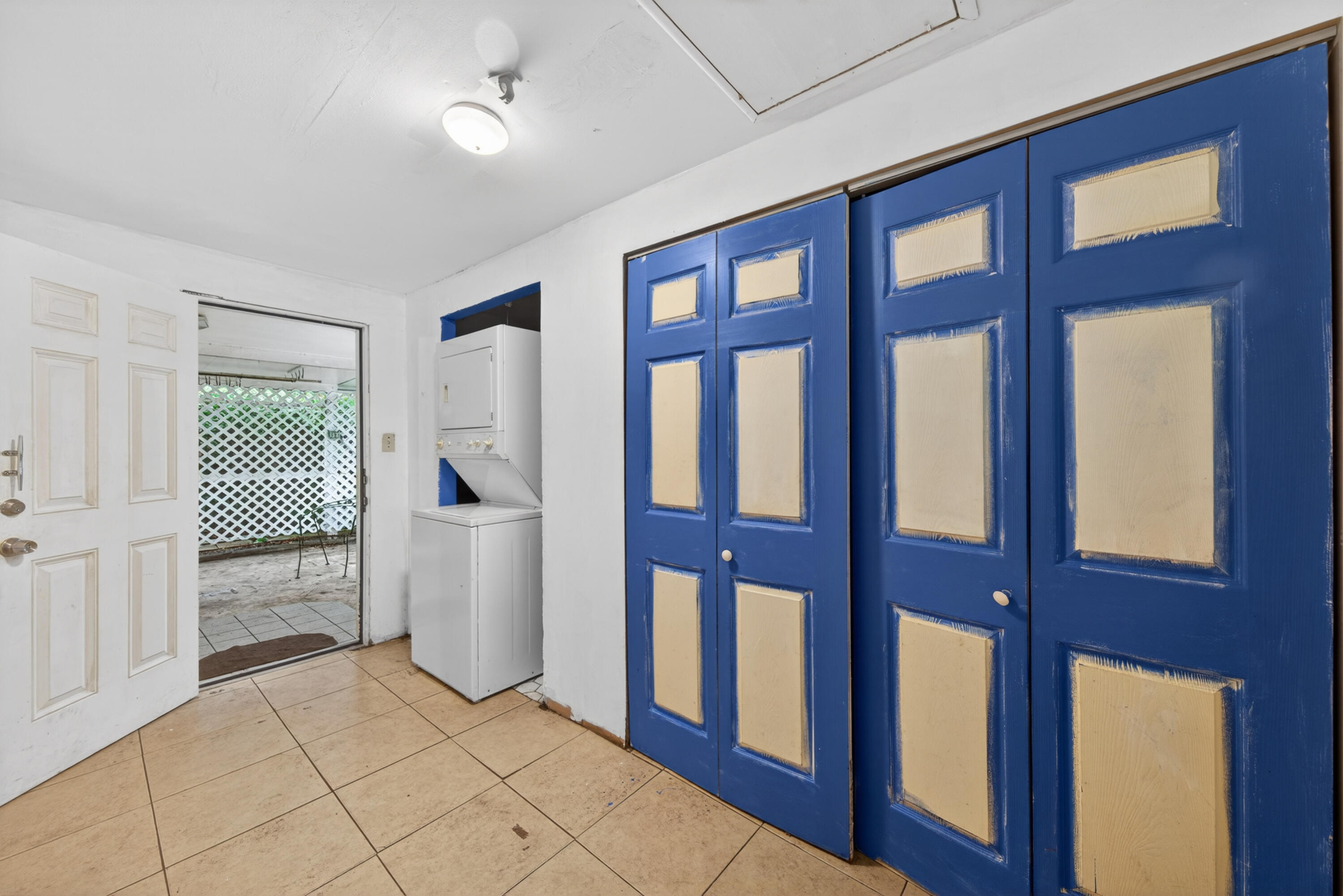 RIVERSIDE ESTATES ADD REV - Residential