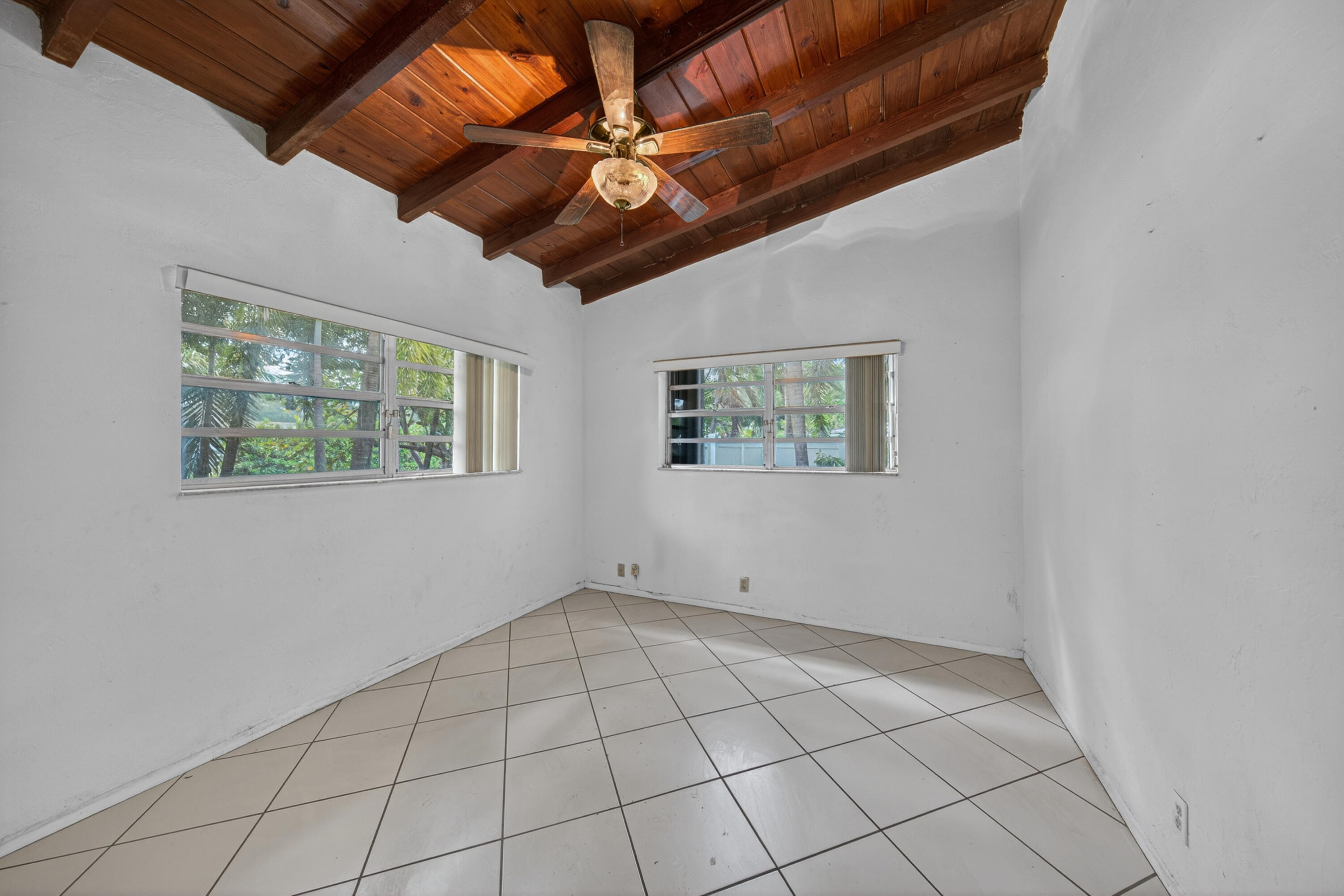 RIVERSIDE ESTATES ADD REV - Residential