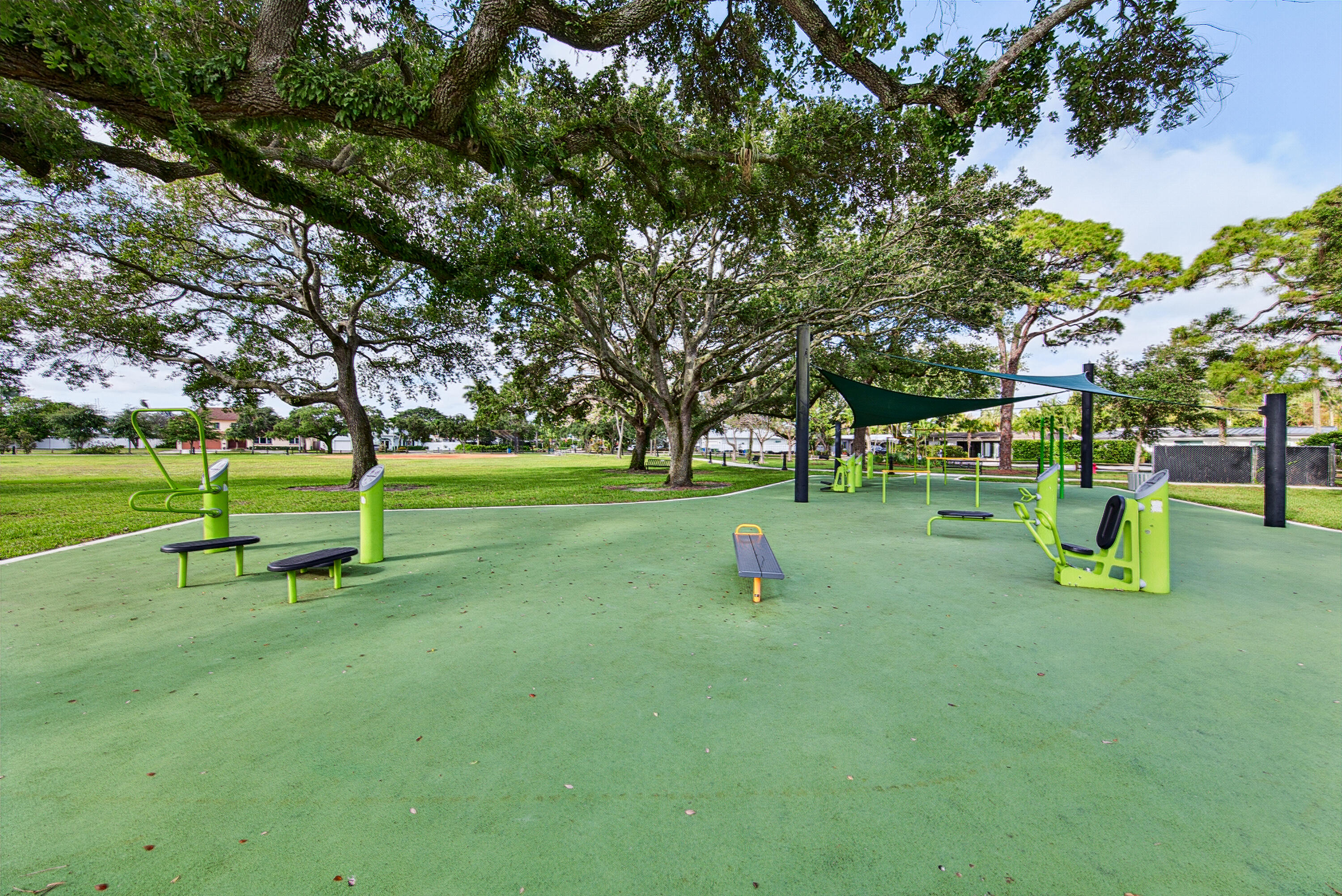 RIVERSIDE ESTATES ADD REV - Residential
