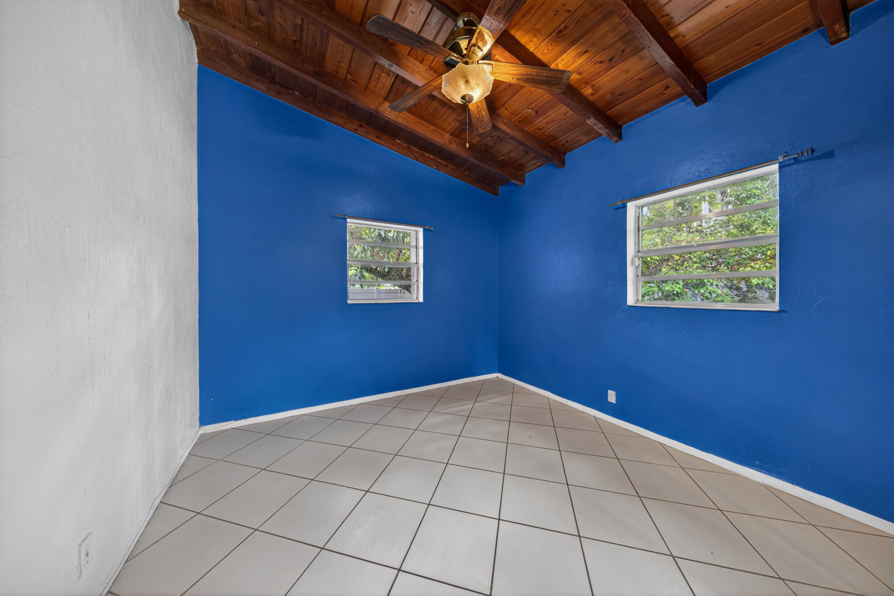 RIVERSIDE ESTATES ADD REV - Residential